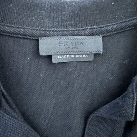 Prada Milano Red Tab Polo Shirt – Size Medium – Black, Luxury Designer - Picture 2 of 3